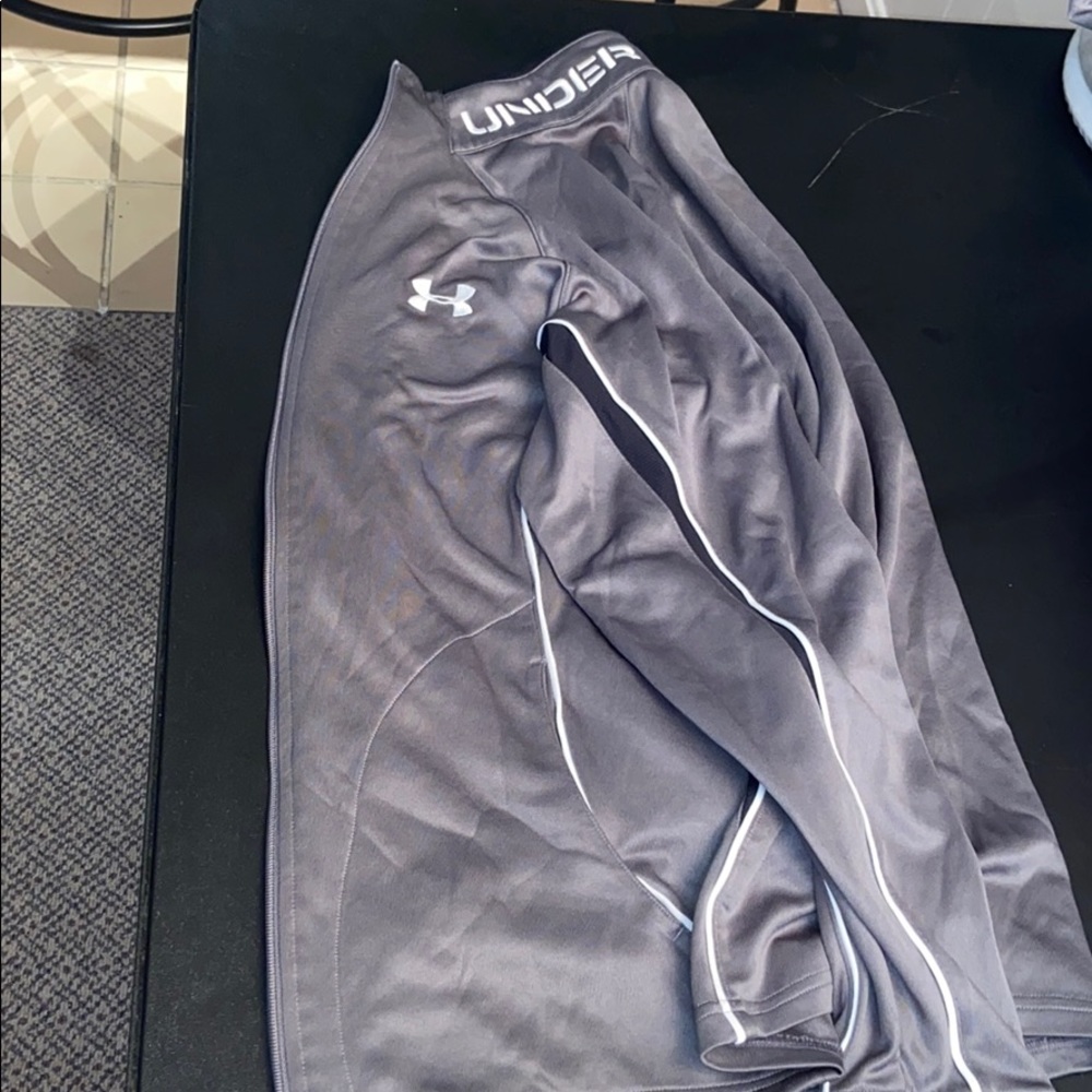 Men’s under armour zip up